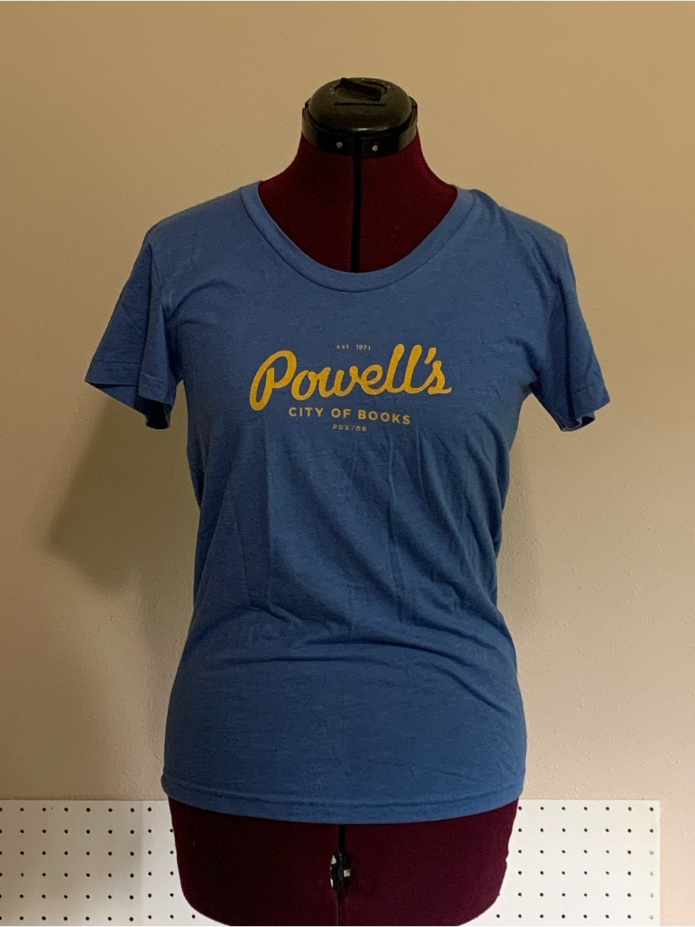 Powells book store blue t-shirt